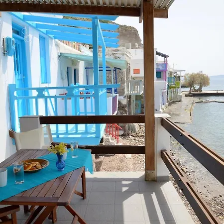 Nefeli's Sirma * Klima (Milos)