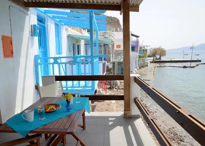 Nefeli's Sirma * Klima (Milos)