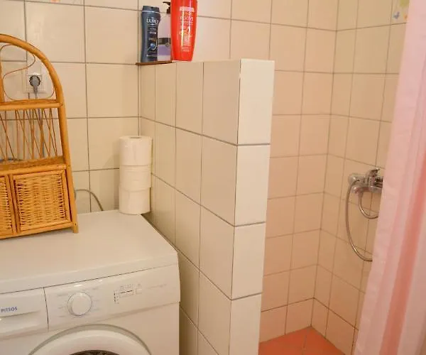 Nefeli's Sirma * Klima (Milos)